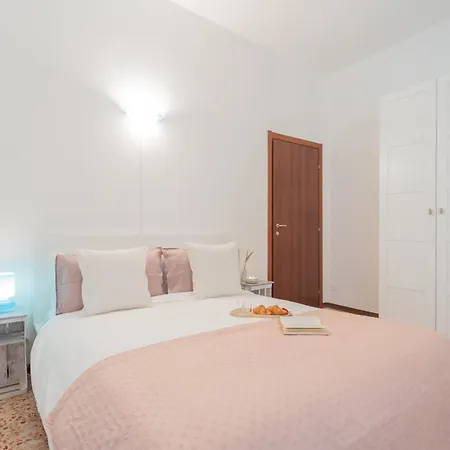 Apartman Nonna Tere Carate Urio