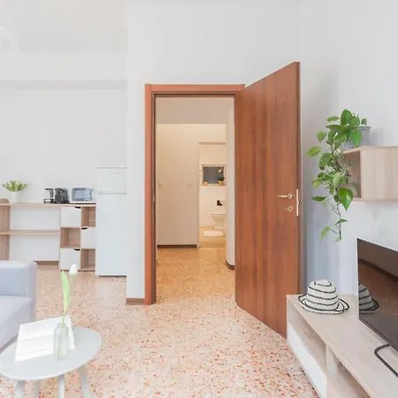 Apartman Nonna Tere Carate Urio